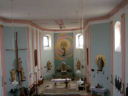 Interier kostela sv. Josefa v Halenkovicích