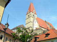 kostel ve Wei3enkirchenu